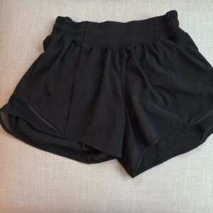 Lululemon Black Low Rise Hotty Hot Shorts Size 4